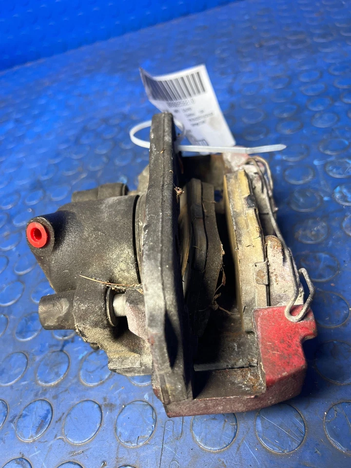 Оригинальный суппорт переднего тормоза для Jaguar XK8 1997 1998 годов выпуска правая сторона со стороны пассажира JLM20078 - Изображение 4 из 4