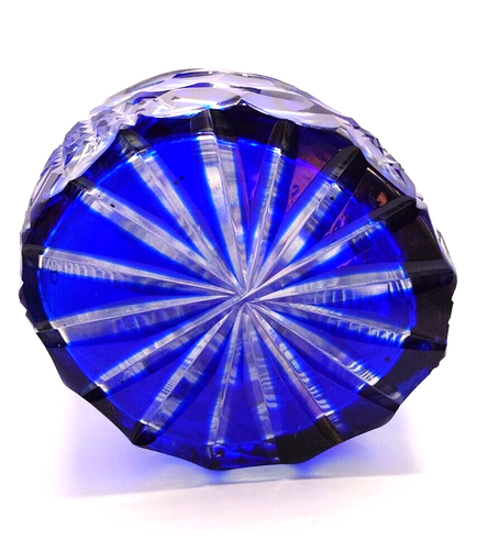 Jarrón de cristal azul cobalto grabado bohemio Papa Juan Pablo II vintage grande 15" - Imagen 9 de 11