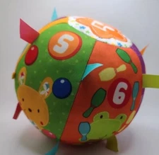 Vetch Wiggle and Crawl Ball Baby Learning Toy   With Out The Box