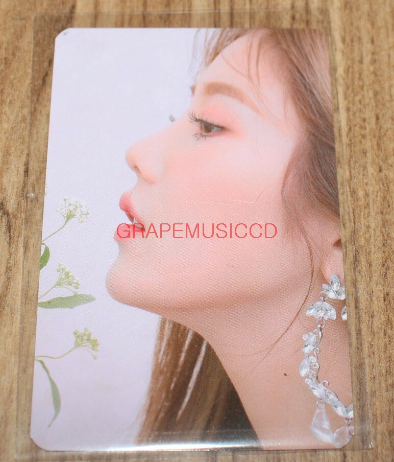 IZ*ONE IZONE HEART*IZ POP-UP STORE OFFICIAL GOODS PHOTO CARD