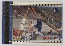 2021-22 Panini NBA Hoops Lights Camera Action Holo Luka Doncic #24 4f5