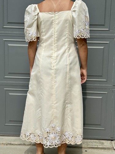 Filipiniana Dress Gown Embroidered Floral Barong Imelda Sleeve Ivory Mestiza VTG - Picture 4 of 15