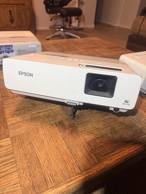 EPSON LCD PROJECTOR MODEL EMP-83H POWERLITE 83+
