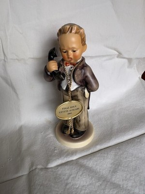 Vintage M.I. Hummel / Goebel figurine #124/0  Hello  or  Chef Hello 