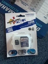 BRAND NEW MAXFLASH ACTION CAM 32GB MEMORY CARD IN SEALED CARD W/MICRO