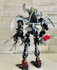 Bionicle Warriors Hydraxon 8923 with Cordak Blaster .  Complete  .