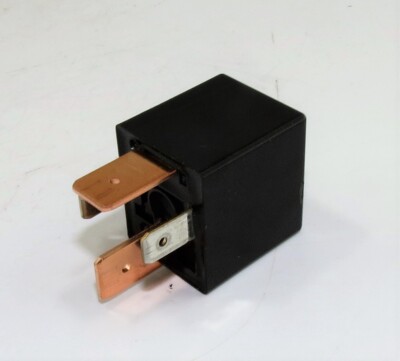 noriです Genuine Mitsubishi 4-Pin Black Relay MR301978 NAiS ACB82201