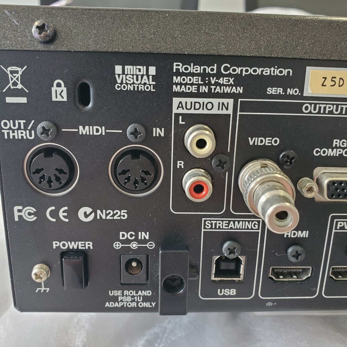 Roland V-4EX Four Channel Digital Video Mixer Good Working