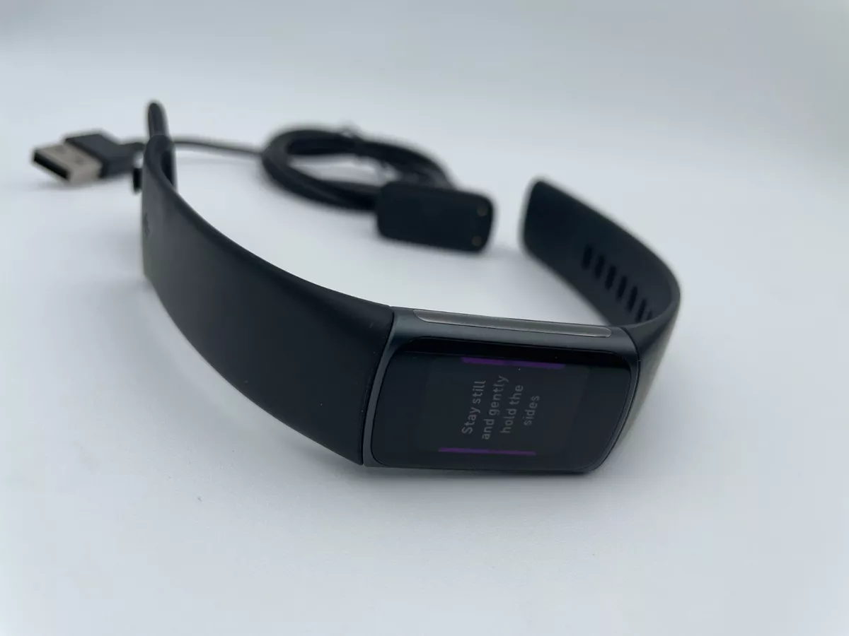 Fitbit with cheap inbuilt gps