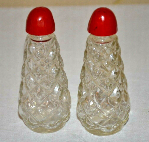 Vintage Glass Diamond Pattern w/ Plastic Red Top Salt & Pepper Shakers 4.25" - Picture 3 of 5