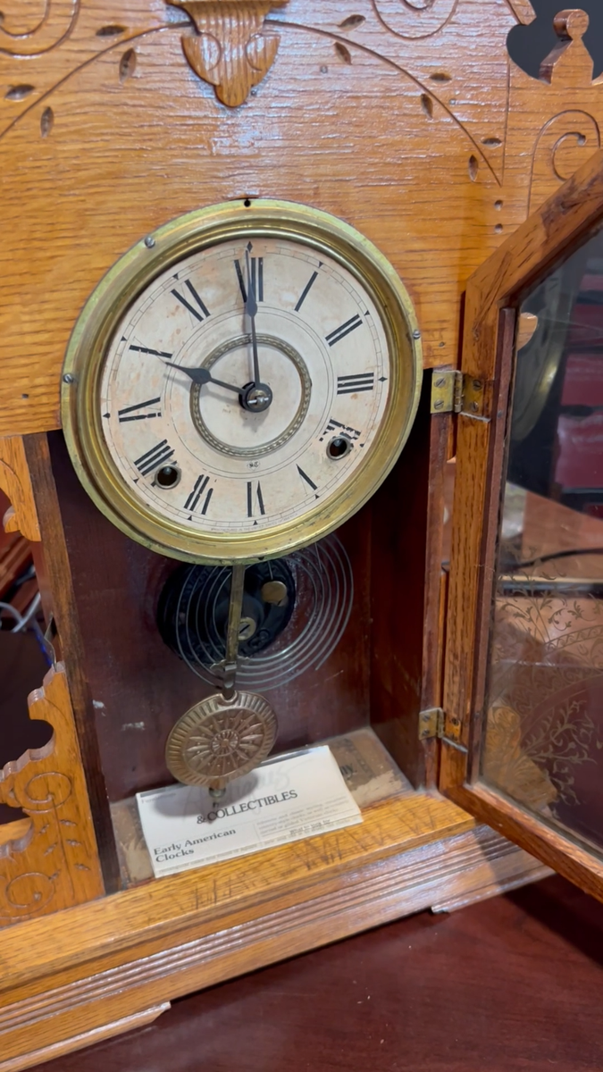 Antique Seth Thomas Gingerbread Clock 9981 Working Chimes