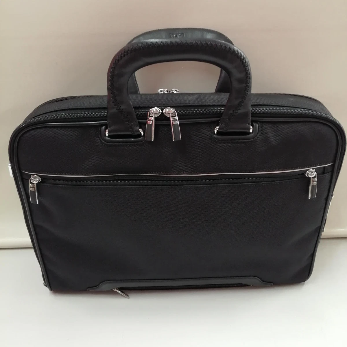 Tumi 25611D Black Arrive 2Way Business Bag