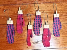 Set Of 6 Primitive Grubby Mittens Bowl Fillers Ornaments