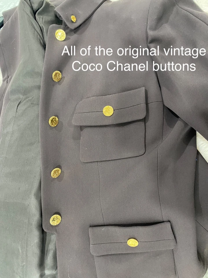 Blazer Chanel Raro Auténtico De Colección Usado en Perfecto Estado Talla 42 Foto 2 de 4