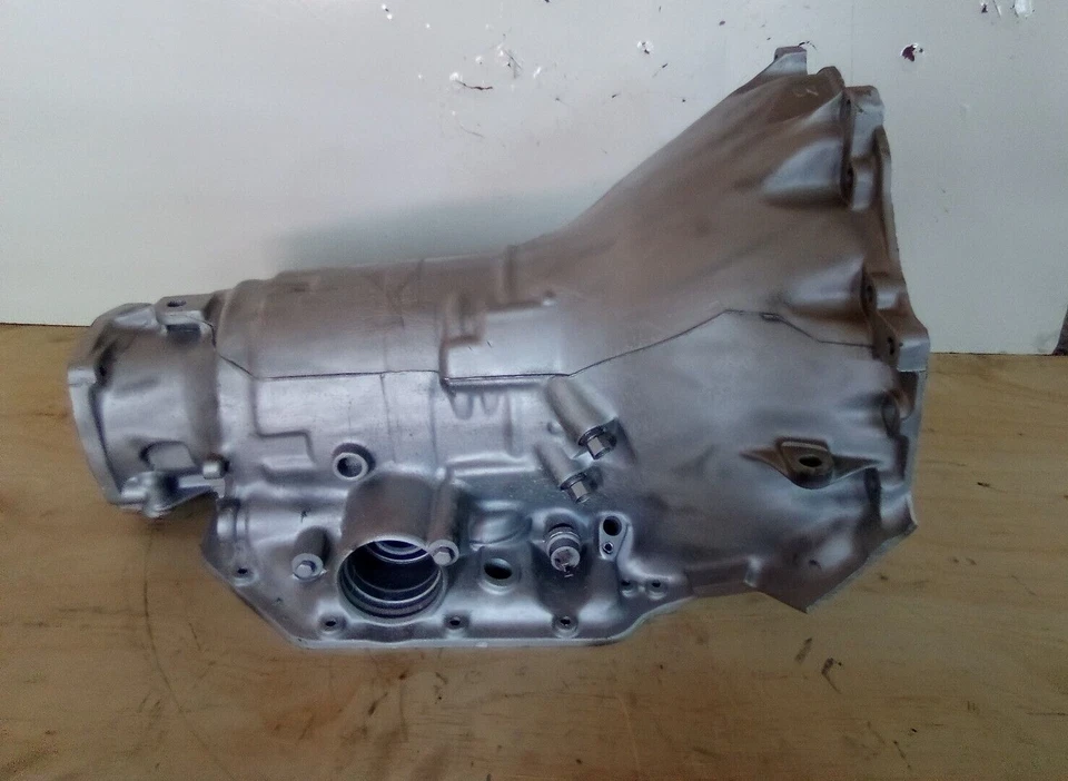 GM TH350 TRANSMISIÓN AUTOMÁTICA CAJA PRINCIPAL VACÍA MULTICASE 6261736 CHEVY PONTIAC Foto 2 de 4