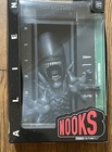 Alien - Xenomorph Nooks Book Shelf Figure By Culturefly