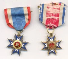 Two nice Mollus Medals to a Father and his Son