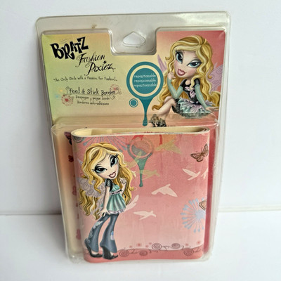 Vtg BRATZ Fashion Pixiez Wall Border Sticker Room Decor Fairies Pink Wallpaper