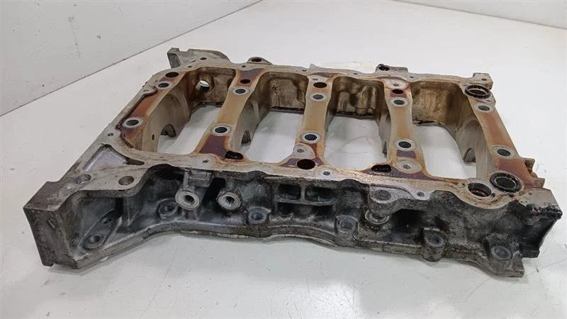 Tapa principal del cigüeñal bloque motor Honda Civic 2013 2014 2015 Foto 3 de 4