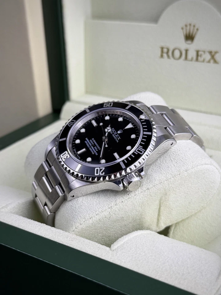 Rolex Submariner | 14060M | V Serial Full Collectors Set | 4 Liner | 2010 - Image 4 of 4
