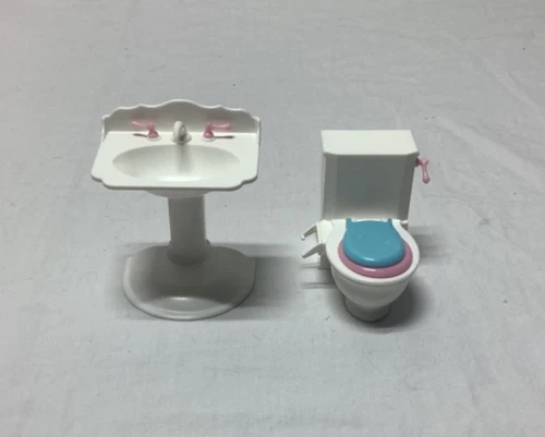 Vintage Barbie Potty Training Kelly 16066 Toilet & Sink Bathroom