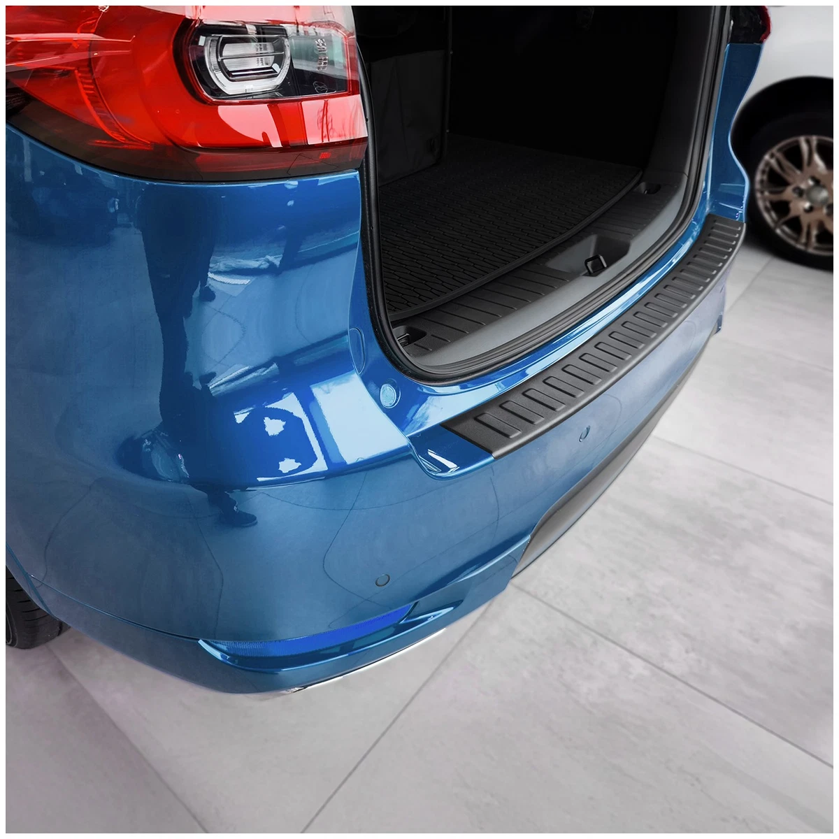 Paraurti Anteriore Mazda 5 2005-2008 Argento Con Fendinebbia FIR