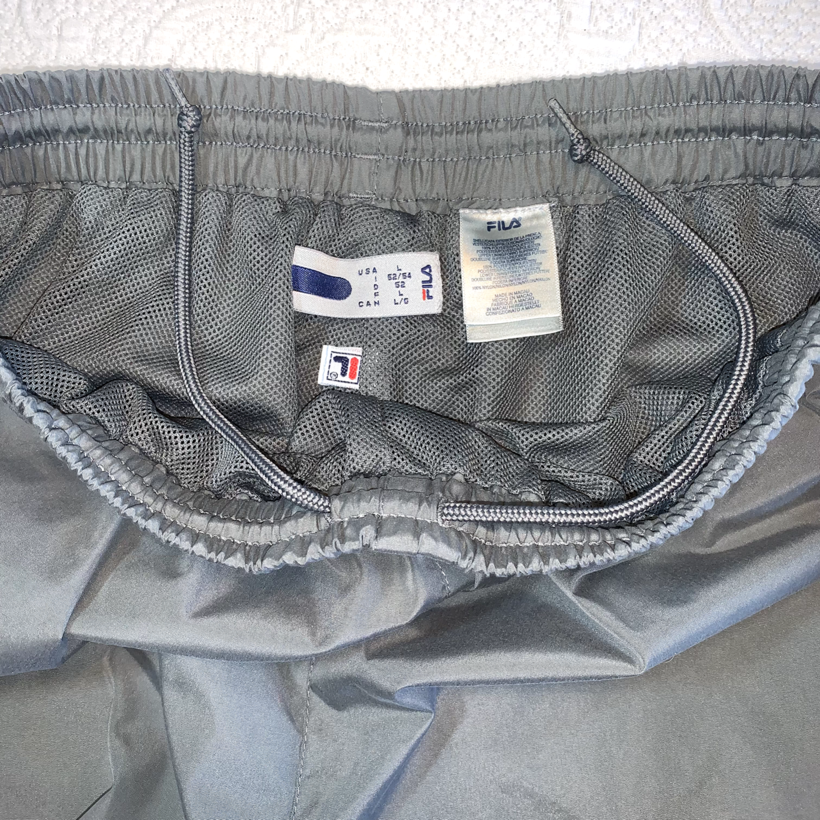 Pantaloni frangivento vintage Fila da uomo grigio L tasca cargo anni '90 streetwear foderato Y2K