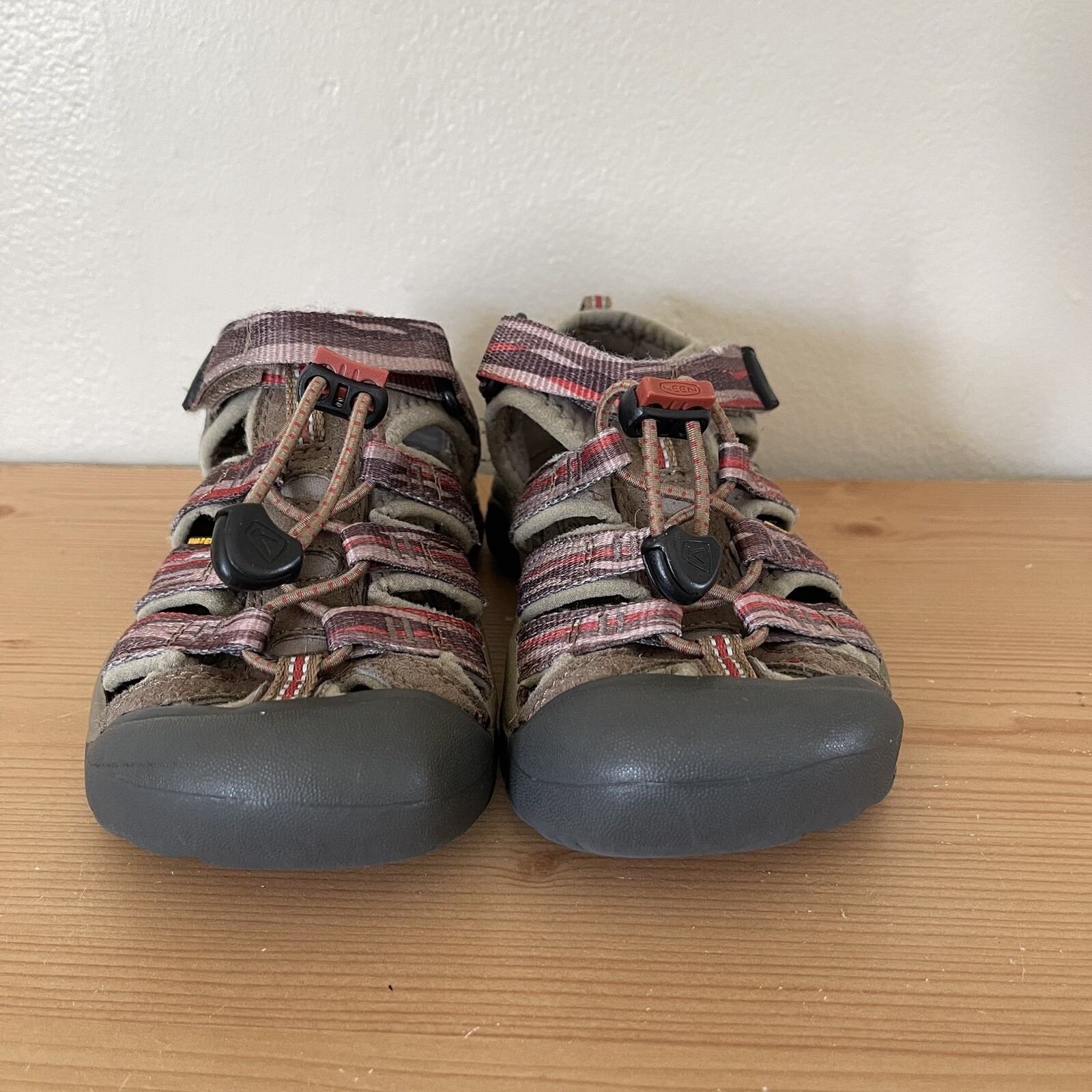 Sandali Keen Water bambini giovani taglia 12 scarpe outdoor cinturino ad anello con gancio multicolore