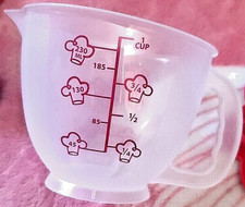 Tupperware Kids MEASURING CUP Baking 1 1/4 3/4 1/2 cup 45 85 130 185 230 ml