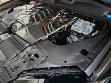 Lamborghini Urus  MADE 🇩🇪 SPORT EDITION - engine carbon compartment 4 parts !!