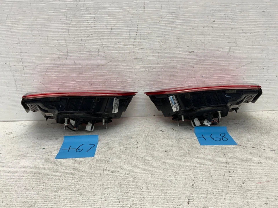 2017 2018 年现代伊兰特 GT (i30) 右侧和左侧内尾灯原始设备制造商 PE — 第 3/4 张图片