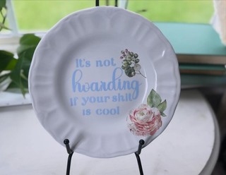 Decorative Plate hoarder 8" Gibson plate