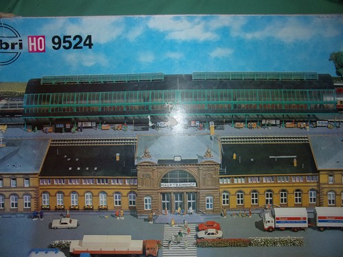 KIBRI maquette à monter grande gare de BONN + 2 verrières 9524 NEUF (n°1) | Zustand: Neuf