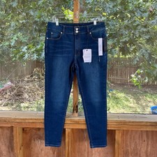 Tahari Women's Sharon Jeans Double Button Roll Cuff Skinny Size 16/33. NEW 