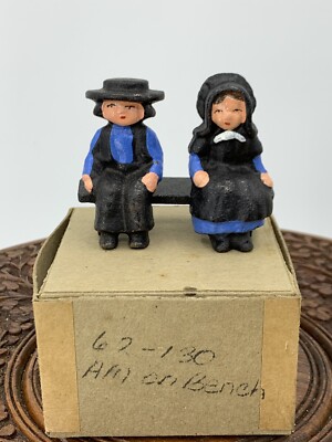 John Wright Cast Iron Amish Man And Lady Sitting On Bench Figurine