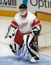 Detroit Red Wings Dan Cloutier Autographed Signed 8x10 NHL Photo COA B