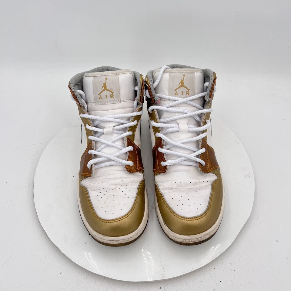 Nike Air Jordan Youth Size 7Y Women 8.5 454659-135 White Silver Gold Shoes - Image 3 of 4