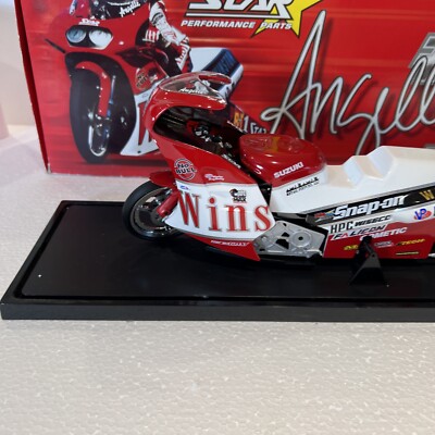 NHRA 1/9 ANGELLE SEELING 2001 WINSTON PRO STOCK BIKE WITH CASE 1