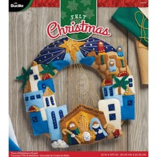 Bucilla Felt Wreath Applique Kit 12" Round Town Of Bethlehem 86734
