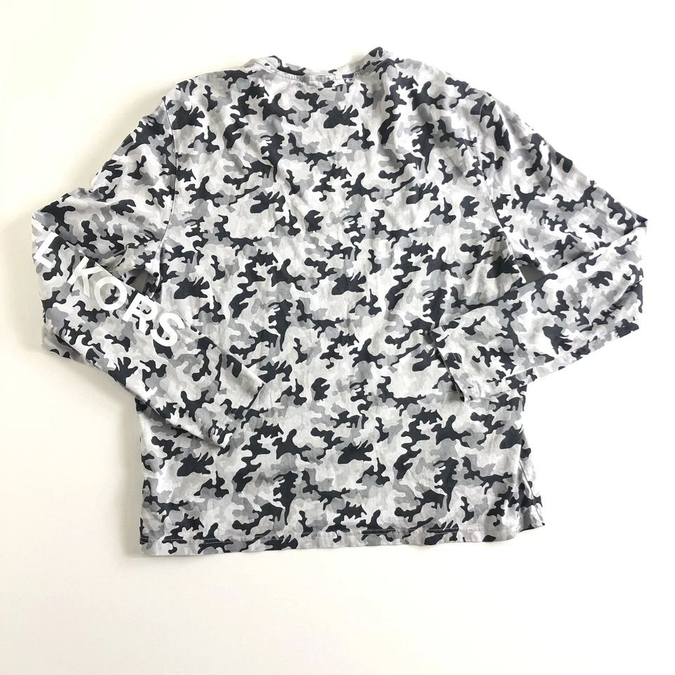 MICHAEL KORS 女式迷彩圆领长袖衬衫 — 第 2/4 张图片