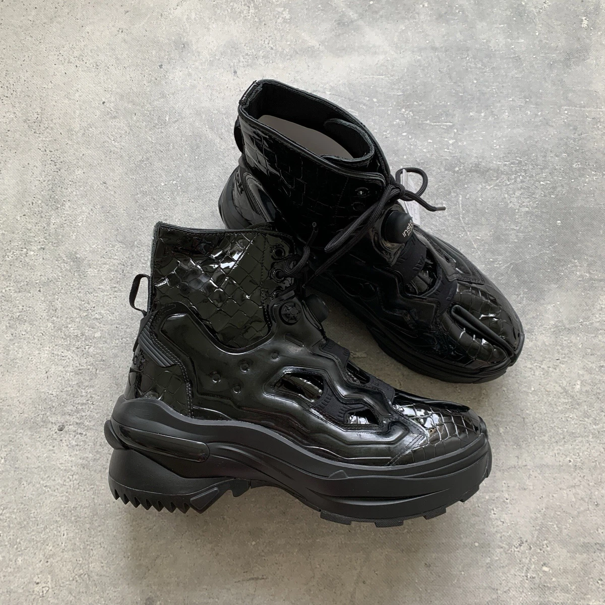 Reebok Maison Margiela x Tabi InstaPump Fury Oxford Black for Sale