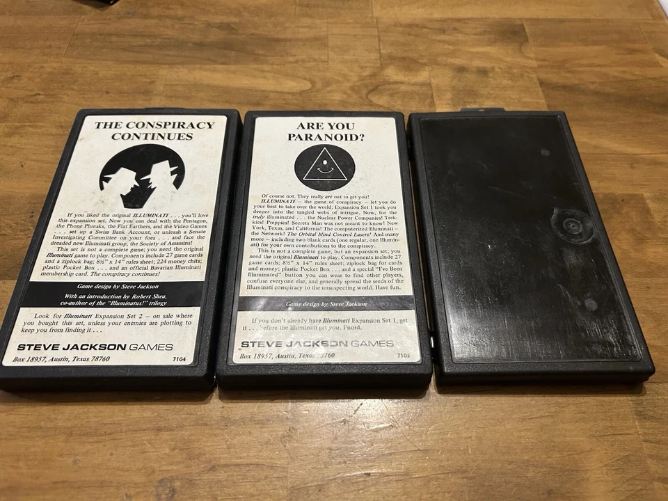 Набор карточных игр Illuminati портативные игры Стива Джексона 1983 с расширениями 1 и 2 - Изображение 2 из 4
