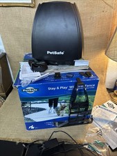 PetSafe Stay Play Wireless Dog Fence RFA-554A / 1 Collar Rfa-555 TESTEDBatteries