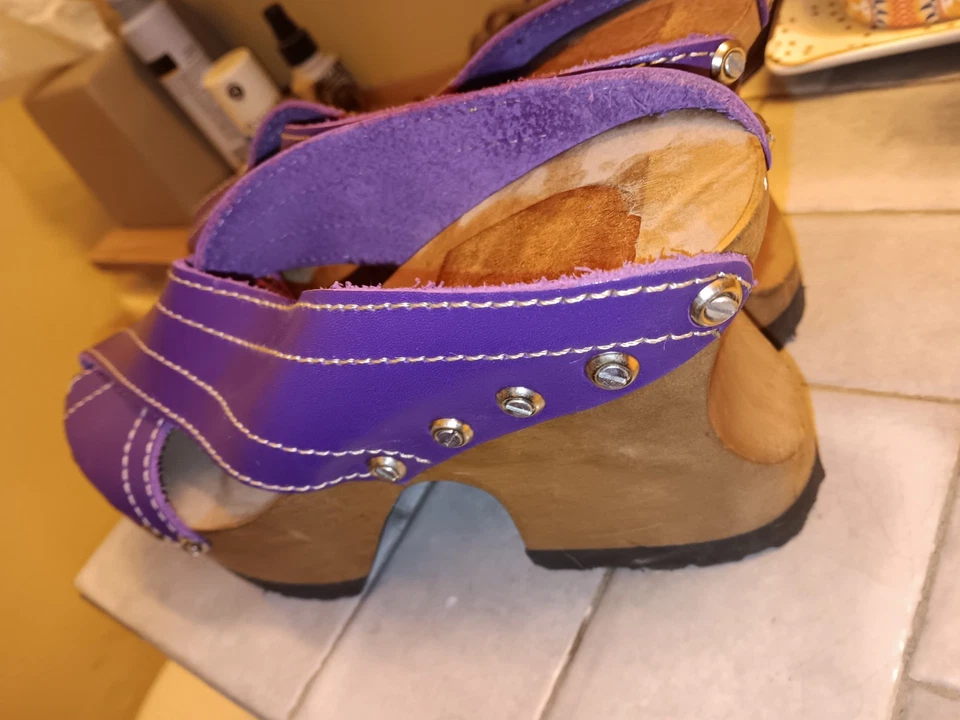 90's LONDON Underground  Purple Stud Clog Platforms Sz 7 Vintage - Image 3 of 4