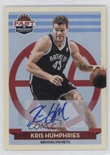 2012-13 Panini Past & Present Signatures Kris Humphries #137 Auto 03df