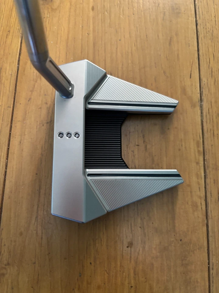 New Scotty Cameron 2024 Phantom 7.5 Putter / 34" / Left Handed - Image 3 of 4