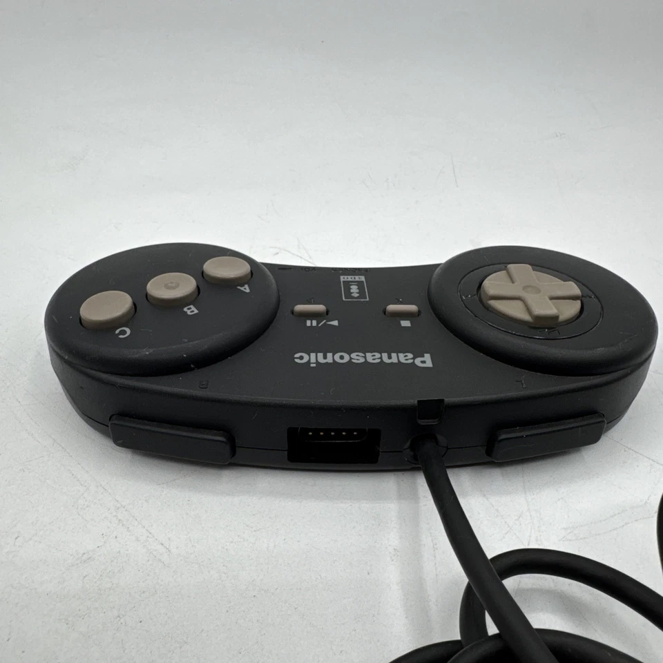 Panasonic 3DO REAL Control Pad Model FZ-JP1X VGC RARE - Image 4 of 4