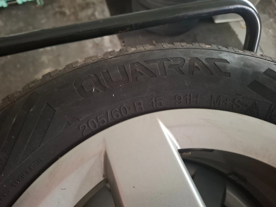 15'' Alufelgen Allwetterreifen Audi A3 8L 5x100 205 60 8L0601025F - Bild 3 von 4