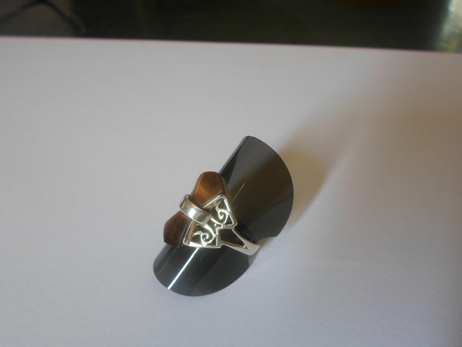 solid silver ring, tiger eye bow tie, openwork ou… - image 6