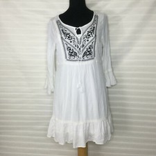 Maunces Dress White Cotton Embroidered Siz M